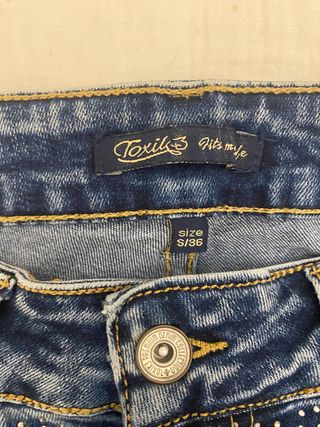 Pantalones pitillo elasticos con brillos talla 36