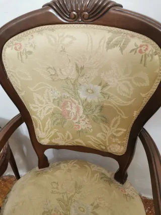 2 Poltrone Classiche Floreali, il prezzo è per entrambe