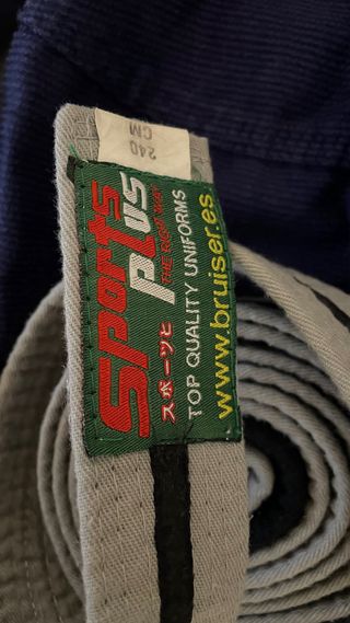 Kimono Jiu Jitsu Venum Contender nin@ 1,23-1,36