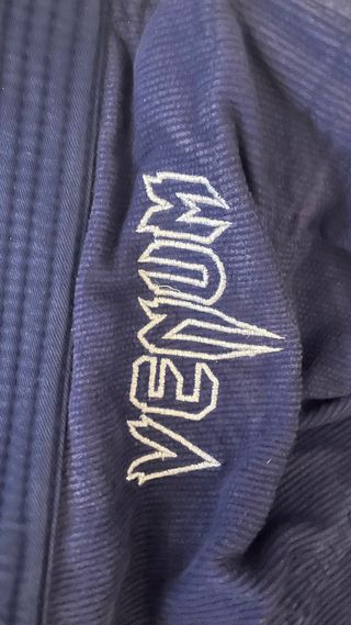Kimono Jiu Jitsu Venum Contender nin@ 1,23-1,36