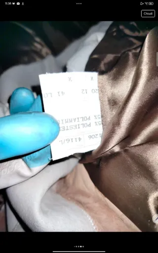 Cappotto beige con collo in pelliccia