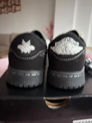 Nike Air x Travis Scott Black Red