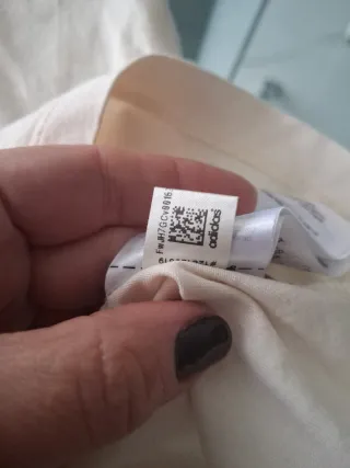 T-shirt Adidas beige/bianca