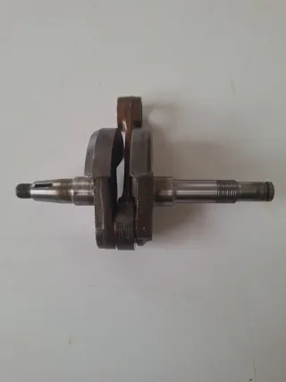 Albero motore Stihl 044