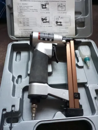 Grapadora Neumática F-32