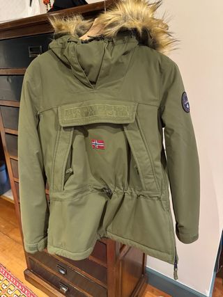 Chaqueta Napapijri Talla S Verde Militar