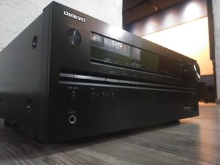 Onkyo TX-NR525