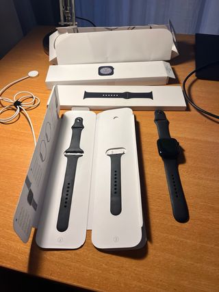 Apple Watch Series 8 45mm Cellular + Solo Loop y +