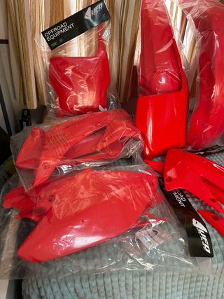 2 kits Plásticos Honda CR 125/250 02-07 (2 juegos)