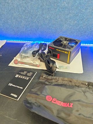 Fuente Enermax Revolution X’t 430W semi-modular 80