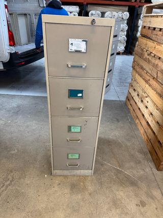 Archivador metálico beige 4 cajones