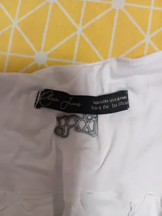 Pantalones vaqueros blancos con pedrería