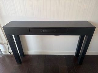 Aparador de entrada negro