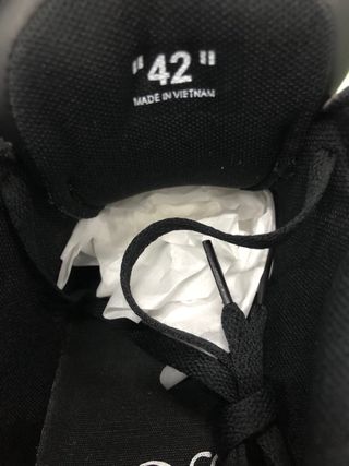 Zapatillas Off-White Negras y Blancas