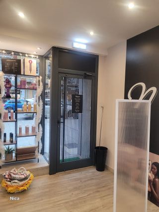 Traspaso peluquería zona Plaza San Miguel