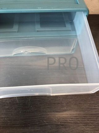 2 Cassetti in plastica impilabili