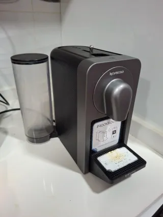 Cafetera Nespresso Prodigio & Milk Krups