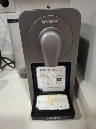 Cafetera Nespresso Prodigio & Milk Krups