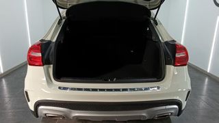 Mercedes Clase GLA GLA 180 AMG Line Nacional UNICO PROPIETARIO - 172.000Km