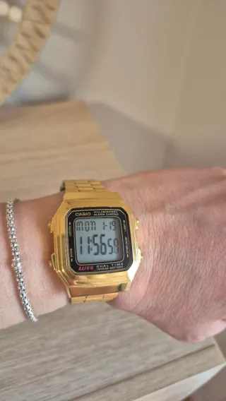 Reloj Casio Dorado Digital WR Dual Time