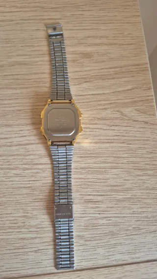 Reloj Casio Dorado Digital WR Dual Time