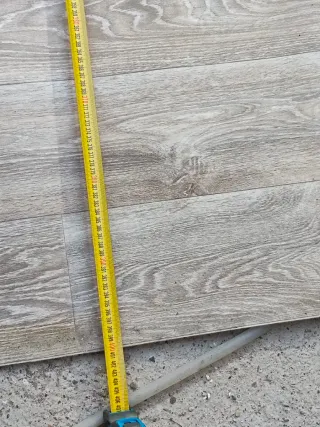 Suelo PVC imitación madera 2.60x4m