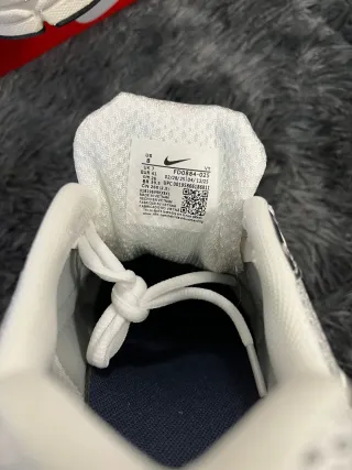 Nike Zoom Vomero 5 Talla 41