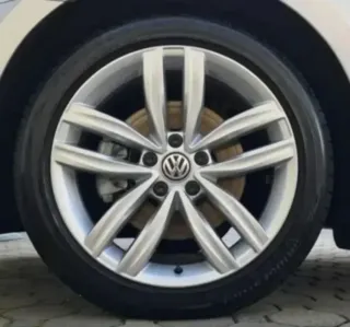 TAPAS BUJE RUEDA LLANTA VOLKSWAGEN 65/56 5G0601171