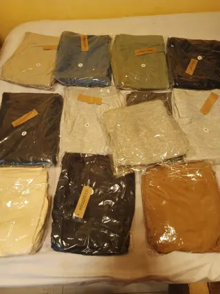 Abbigliamento all'ingrosso