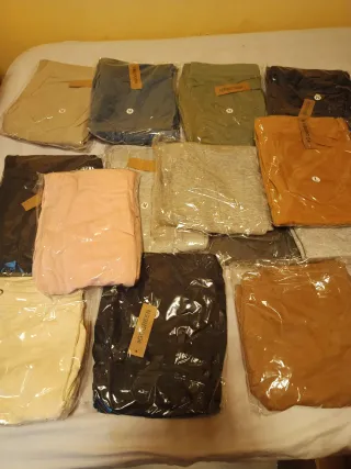 Abbigliamento all'ingrosso