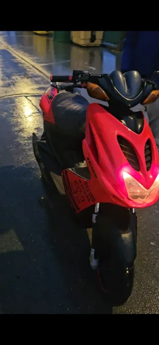 Yamaha Aerox 70cc Scooter