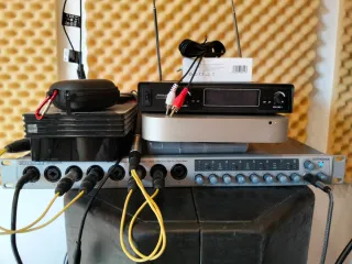 Mac Mini, Presonus Firestudio, Monitor Samsung