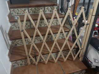 Puerta de madera extensible