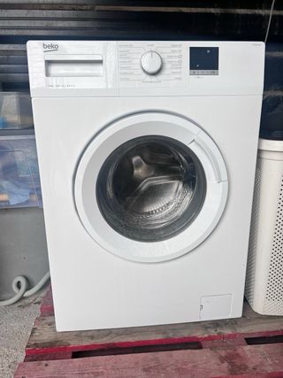 Lavadora Beko 1-6kg 2000 rpm A+++