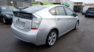 Toyota Prius 2012