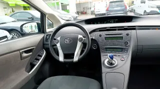 Toyota Prius 2012