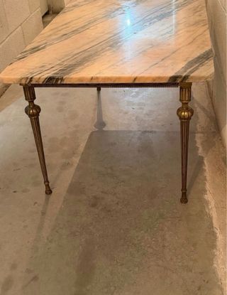 Mesa de Mármol y Metal