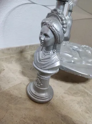 Mesa antigua cristal  metal y piedra