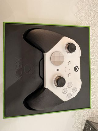 Controller Xbox Elite Series 2 con custodia