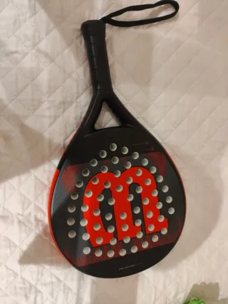 Raqueta de Pádel Wilson Negra y Roja