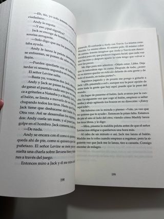 Aquí empieza todo: (Holding up the Universe)