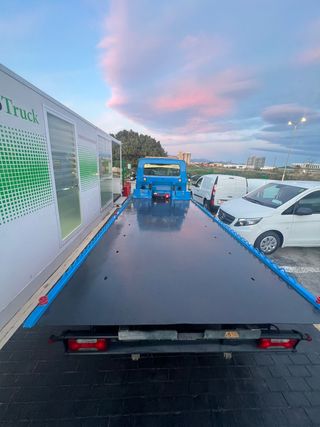 IVECO DAILY 70-140 GAS GNC GRUA PORTACOCHE 2016