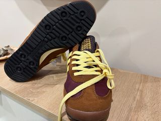 Adidas SL72 Nuevas Marrones y amarillas