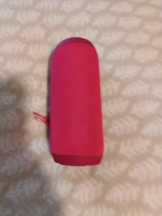 Altavoz Bluetooth Rosa con Correa