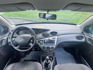 Ford Focus 1.6i