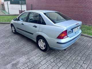 Ford Focus 1.6i