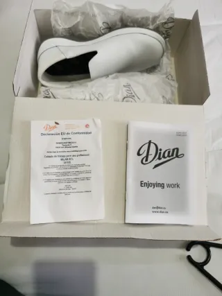 Zapatos Dian Talla 38 Blancos Nuevos