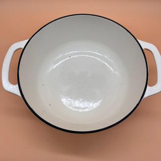 Amazon Basics Cazuela de hierro fundido esmaltado