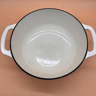 Amazon Basics Cazuela de hierro fundido esmaltado