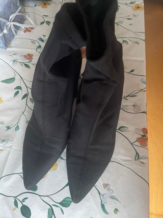 Botines Bershka tacón bloque plateado